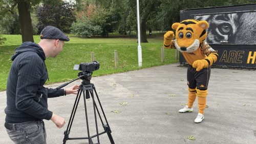 Cancer Alliance teams up with newly crowned Super League champions Hull KR, Hull City, Hull FC, York City, and Scunthorpe United to tackle lung cancer